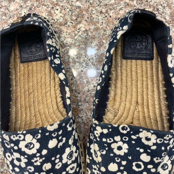 Tory Burch Risa blue/white gold “reva” espadrilles flats